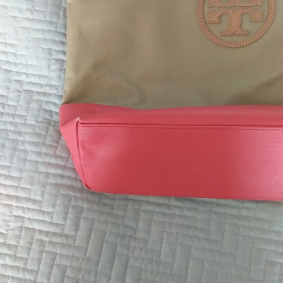Tory Burch Tote - Picture 6 of 7
